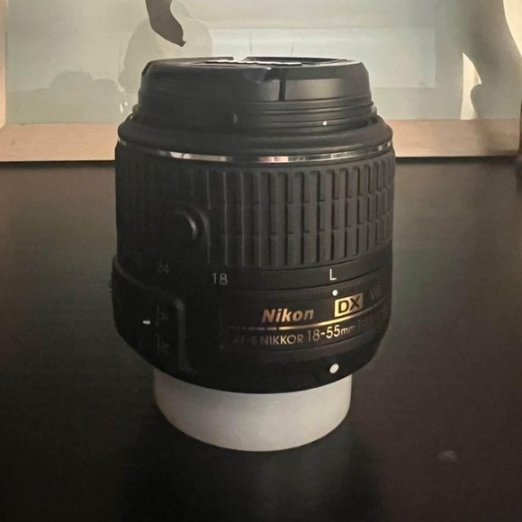 Nikon D300S Camera Bundle - Picture 3 of 7